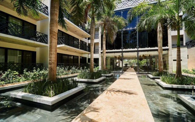 Palais Tulum K-203 By Lockey