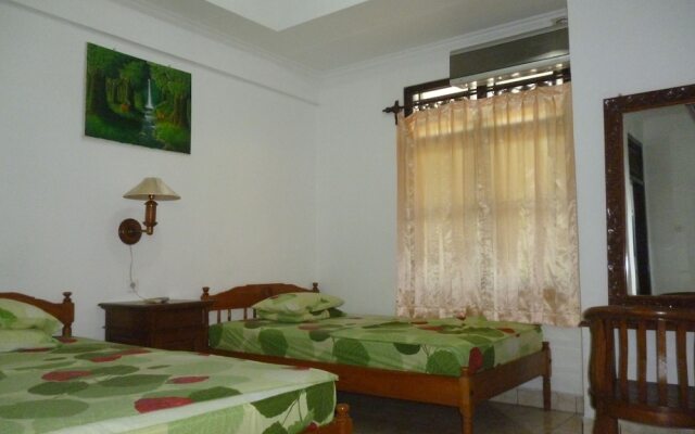 Pondok Santhi Homestay