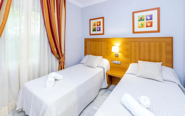 2 Habs Buena terraza con BBQ - WiFi, Piscina