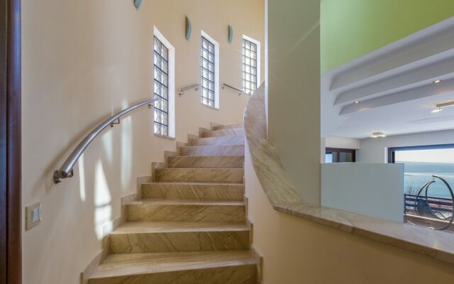 House VILLA SKY