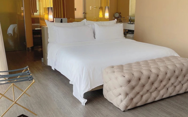 Bog Hotel