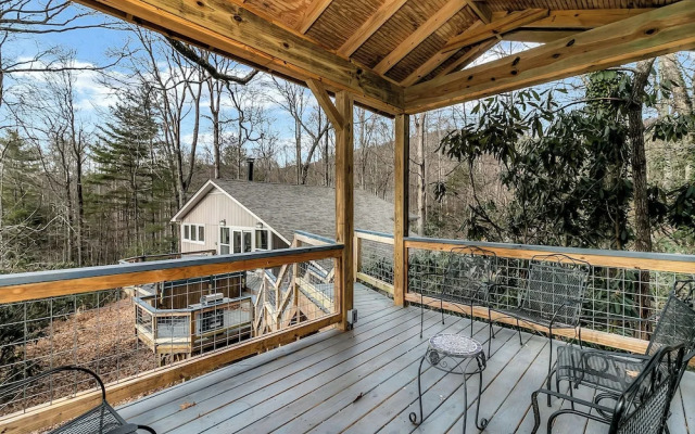 Black Mountain Treehouse