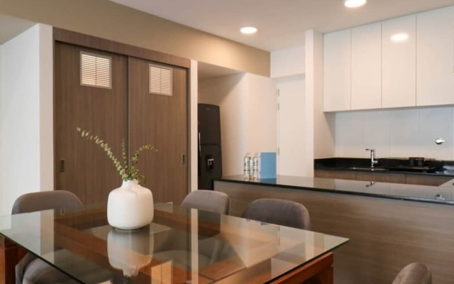 Cozy 3BR With Balcony in the Heart of Miraflores