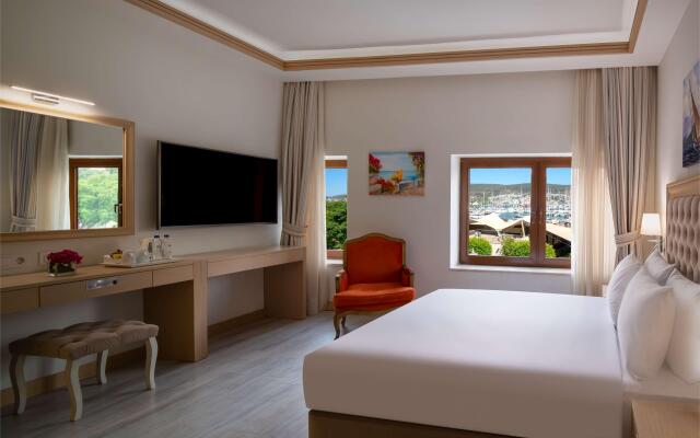 DoubleTree by Hilton Bodrum Marina Vista