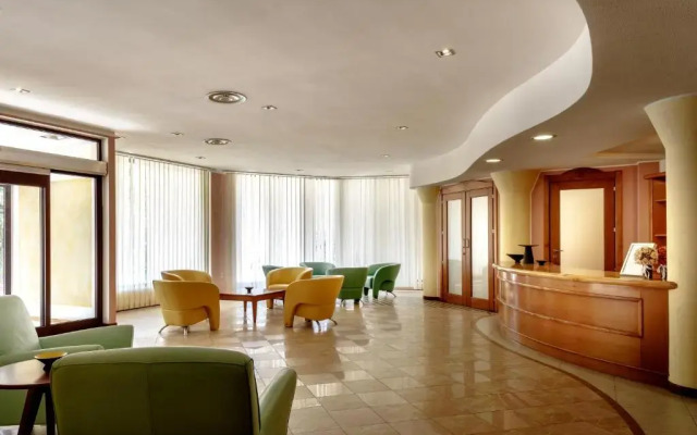 Euro Hotel