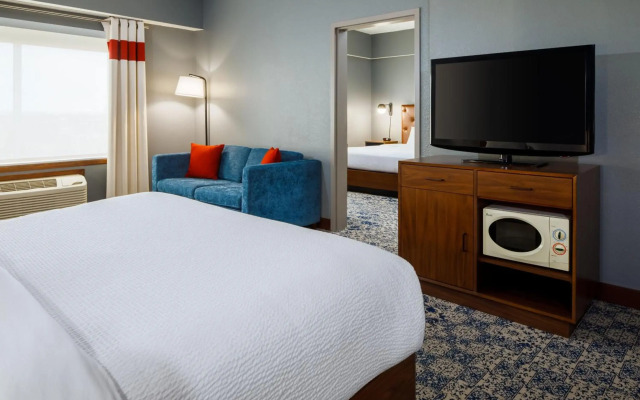 Four Points by Sheraton Louisville Airport