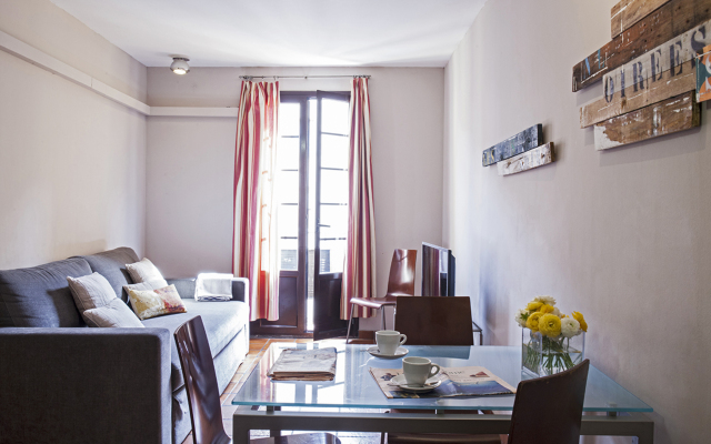 AinB Las Ramblas-Guardia Apartments