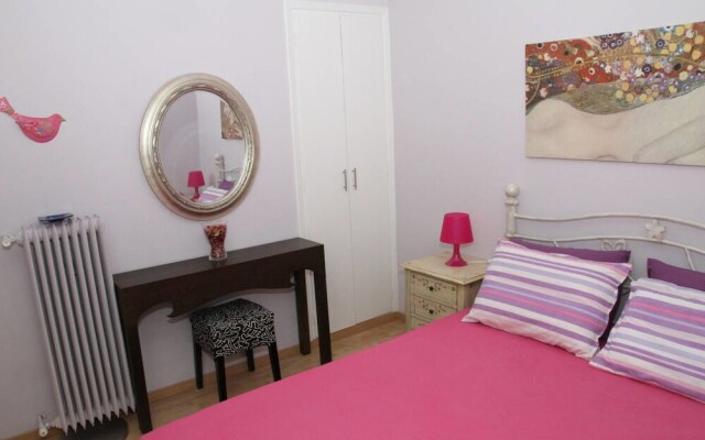 Colorful apartment in Athens!