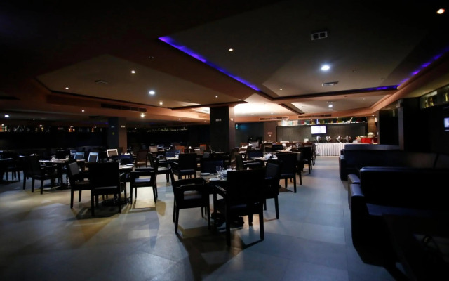 Crystal Palace Hotel
