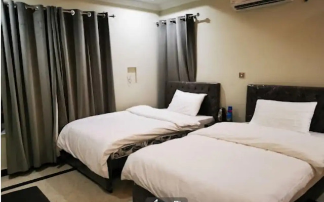 Ibex Hotel
