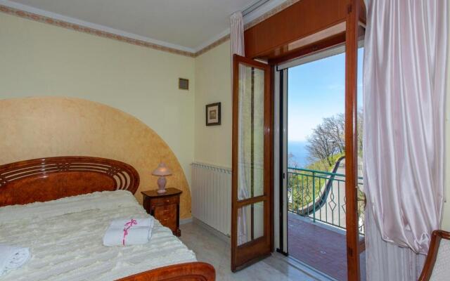 House-Charme degli Dei Holidays in Amalfi Coast