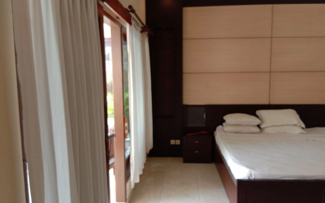 Loven Sanur Guest House