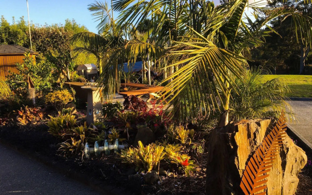 Whangamata Vistas B&B