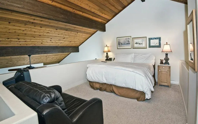 Ridgepoint Townhomes by Beaver Creek Mountain Lodging