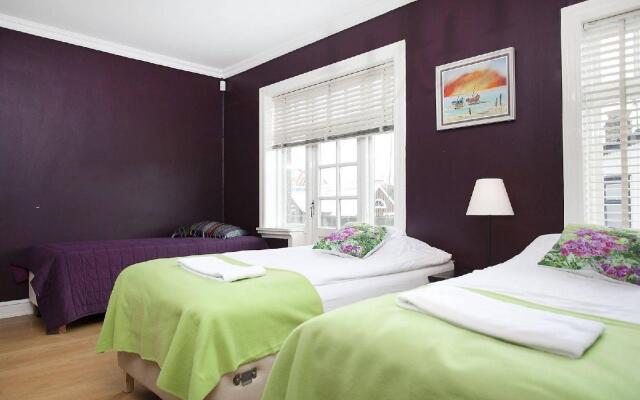 Skolabru Guesthouse