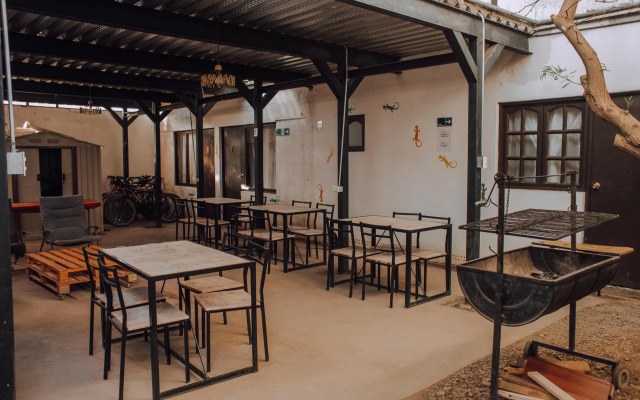 Rey Lagarto Hostel