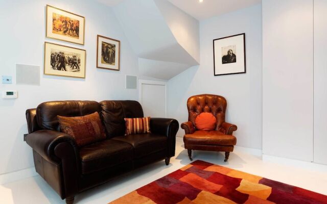 Veeve - Hampstead Contemporary