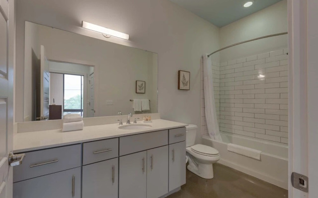 Stay Alfred at The James