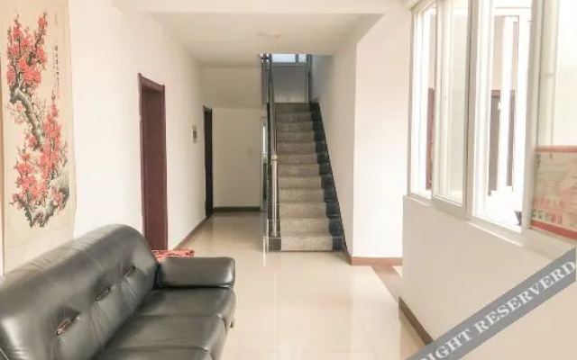 OYO Hongqiao Hotel (Wanda Plaza, Xuecheng District, Zaozhuang)