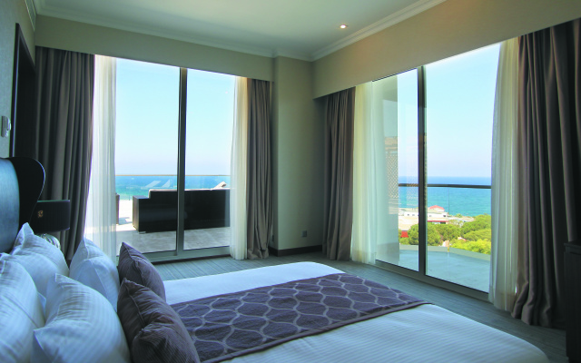 Acapulco Resort Convention SPA Hotel