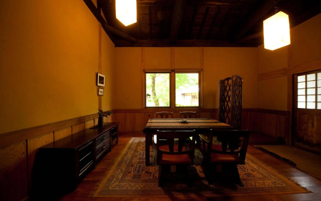 Shukubo Kawaseminoshou - The Kingfisher resort -