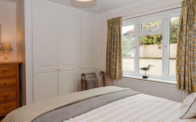 8 Thurlestone Rock
