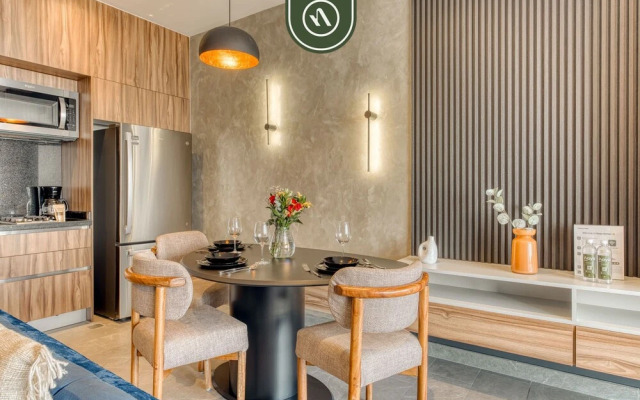 Luxury Studio - Revolution Monument View - Gym