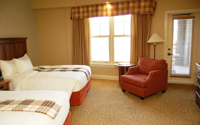 Calabogie Peaks Hotel, Ascend Hotel Collection