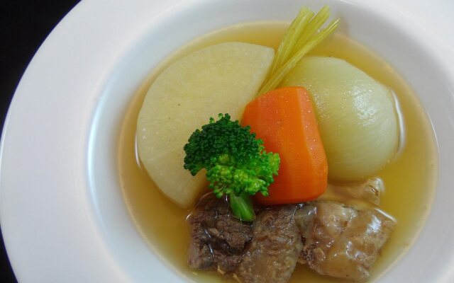 Cafe & inn That Sounds Good