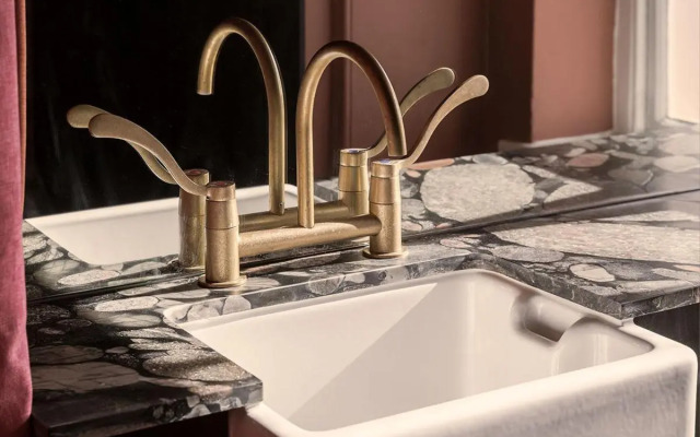 Miss Midgley's - Drawing Room