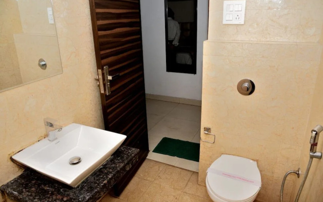 JK Rooms 129 RC Regency -Nr. Golden Temple.