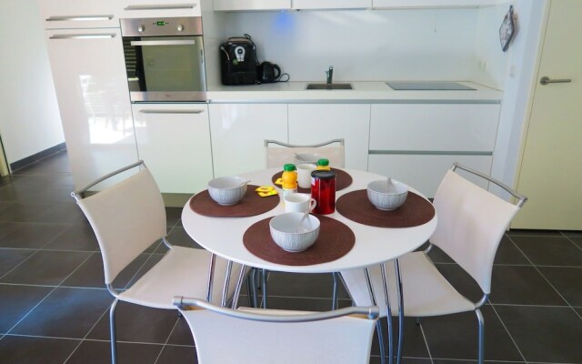 Hugo Park Terrasse by Nestor&Jeeves