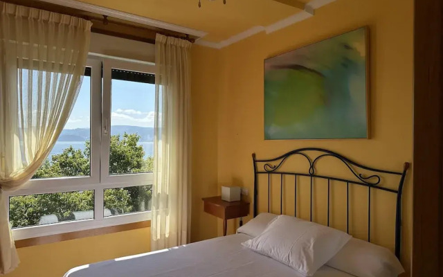 Lovely 1-bed Apartment in Portonovo, Spain