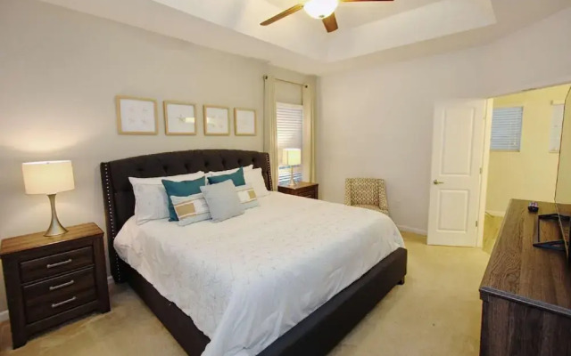 3941 Sonoma