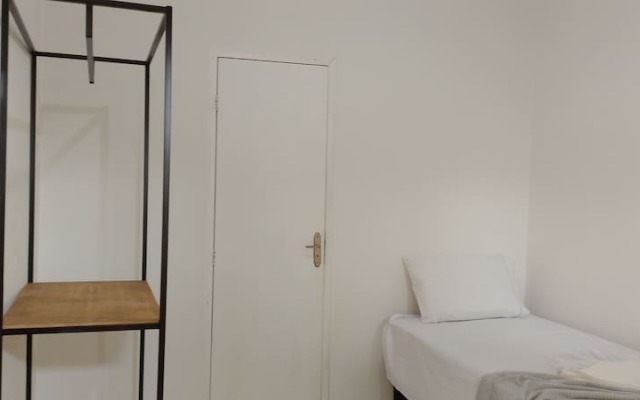 Angelus Hotel & Estacionamento