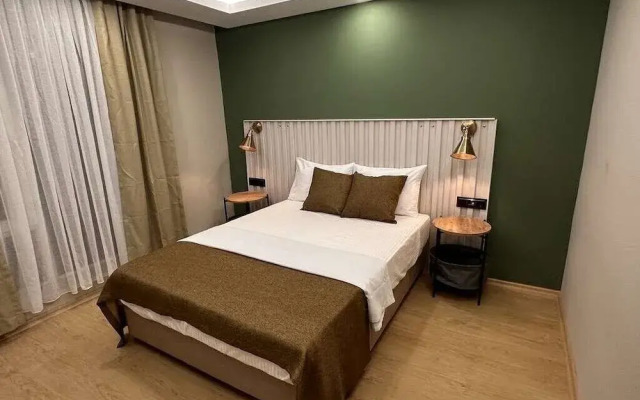 Red Castle Hotel & Pub