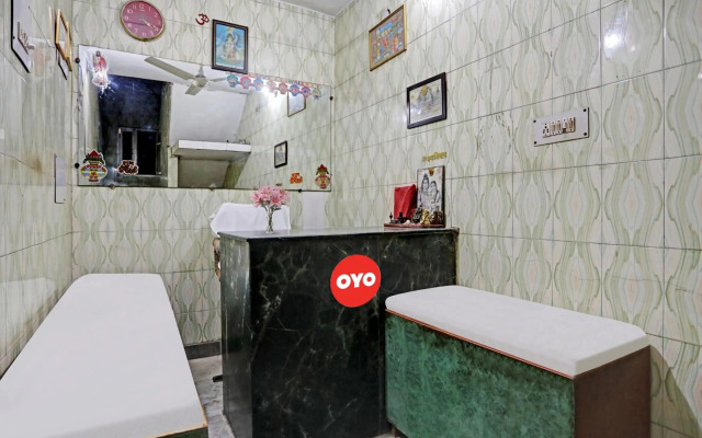 OYO Flagship 80638 Maharaja Rooms And Stay