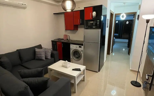 Apartment With Modern Amenities