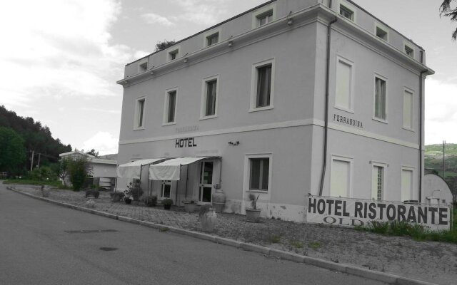 Hotel Old West