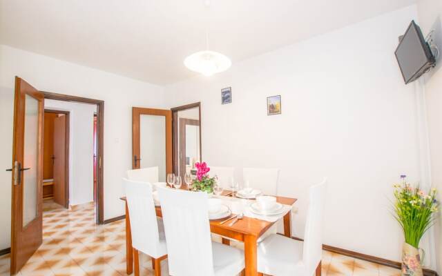 Family house with 2 apartments - Irma