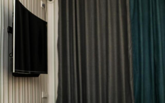 Henan Kaifeng·Gulou Square· Locals Apartment 00138590