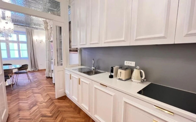 AB Ljubljana - Breg Apartments