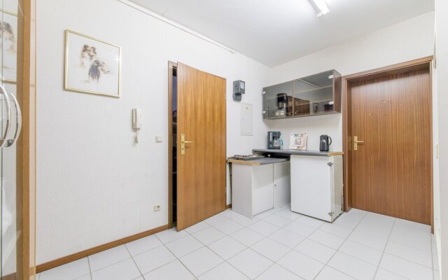 Private Apartment Am Messeweg