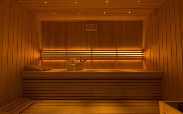 Luxury Apartments Royal M with Pool