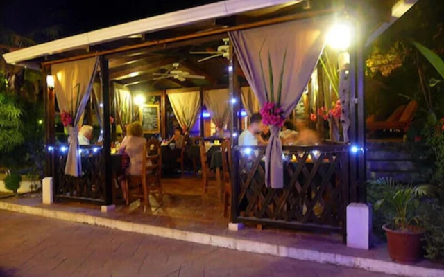 Samara Pacific Lodge