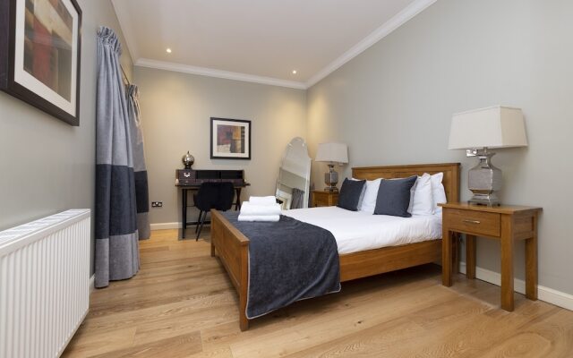 St Giles ApartHotel by Joivy
