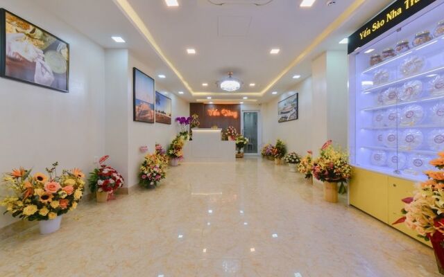 Yen Vang Hotel & Apartment