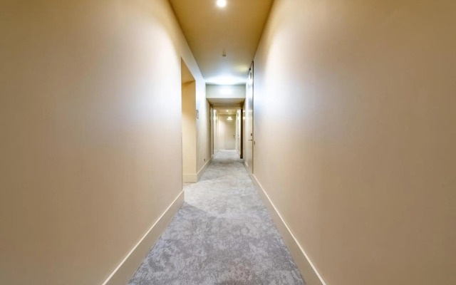 GuestReady - Time Out 105