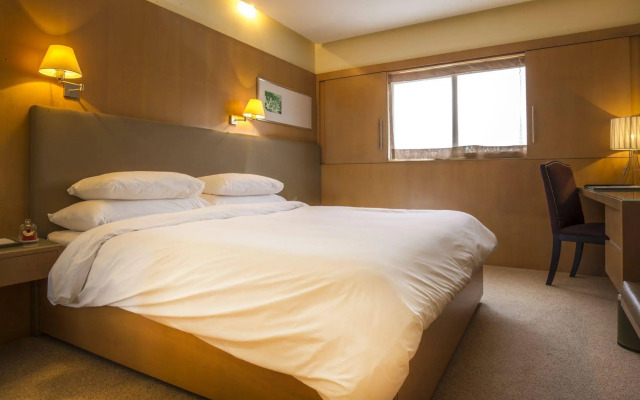 Palmyard Hotel