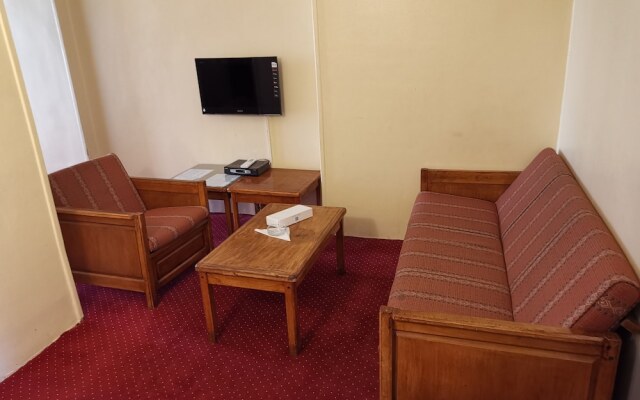 Trio Caroline Hotel